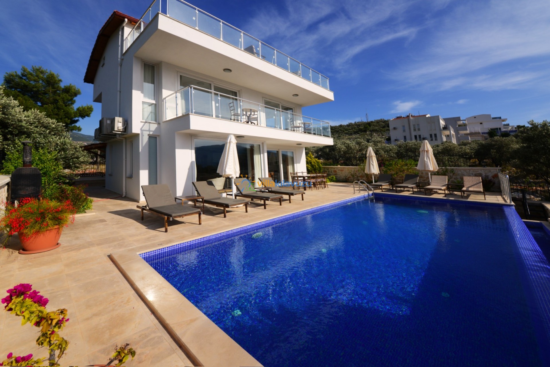 Villa Falkon