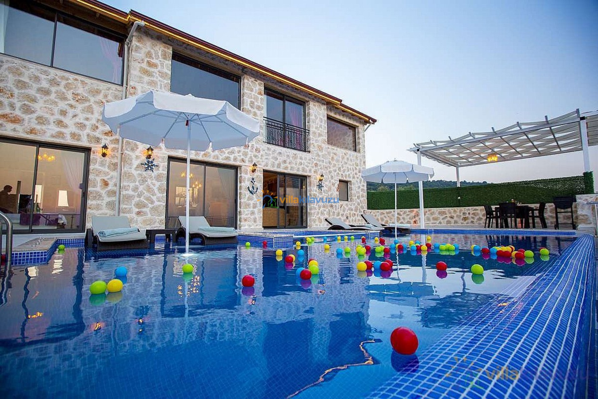 Villa Ay Işığı