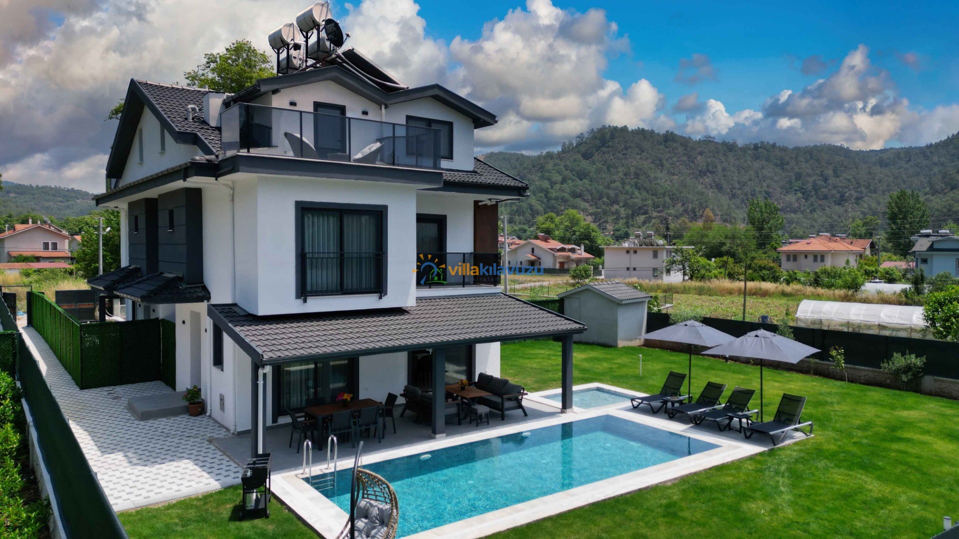 villakilavuzu-kiralik-villa-egem-limon-2_300.jpg