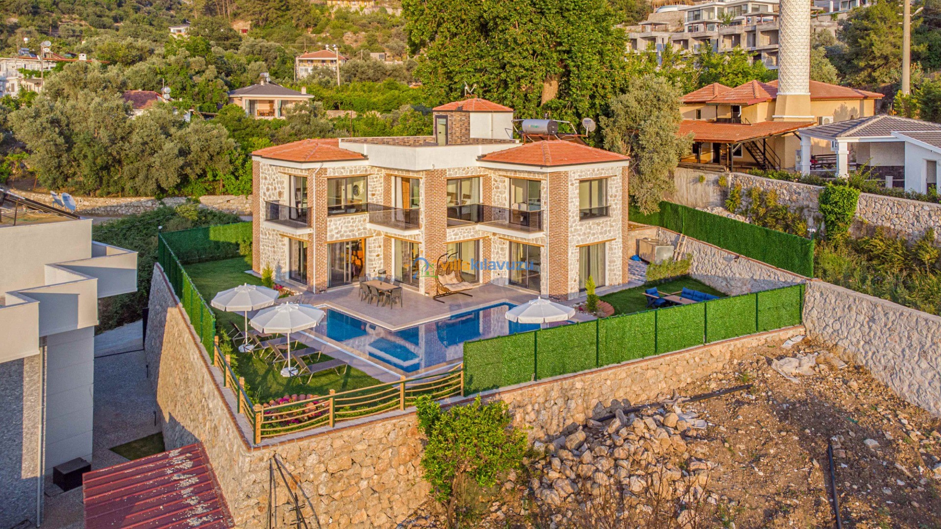 villakilavuzu-kiralik-villa-esma-sultan-3_77.jpg