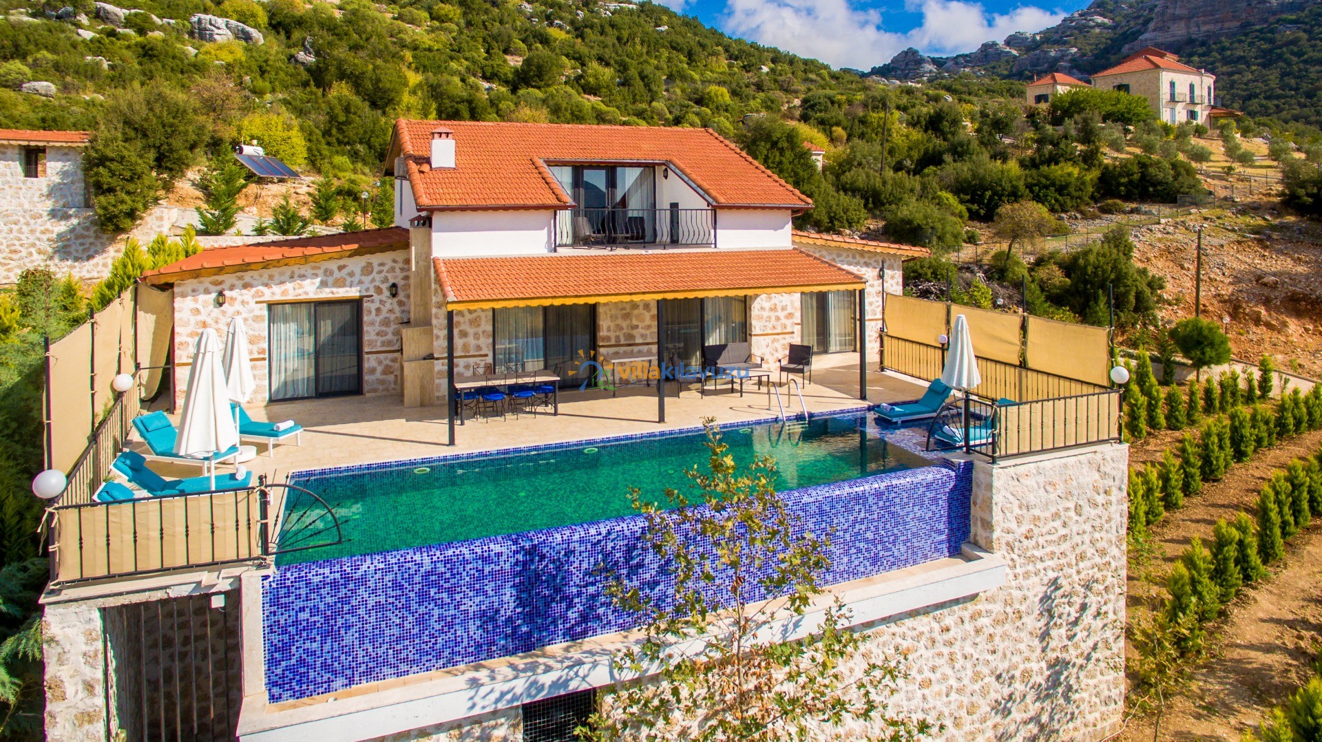 Villa Ev May