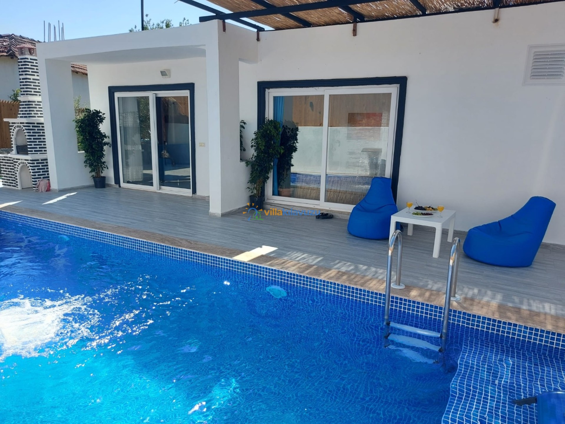 villakilavuzu-kiralik-villa-mavis-9_989.jpg