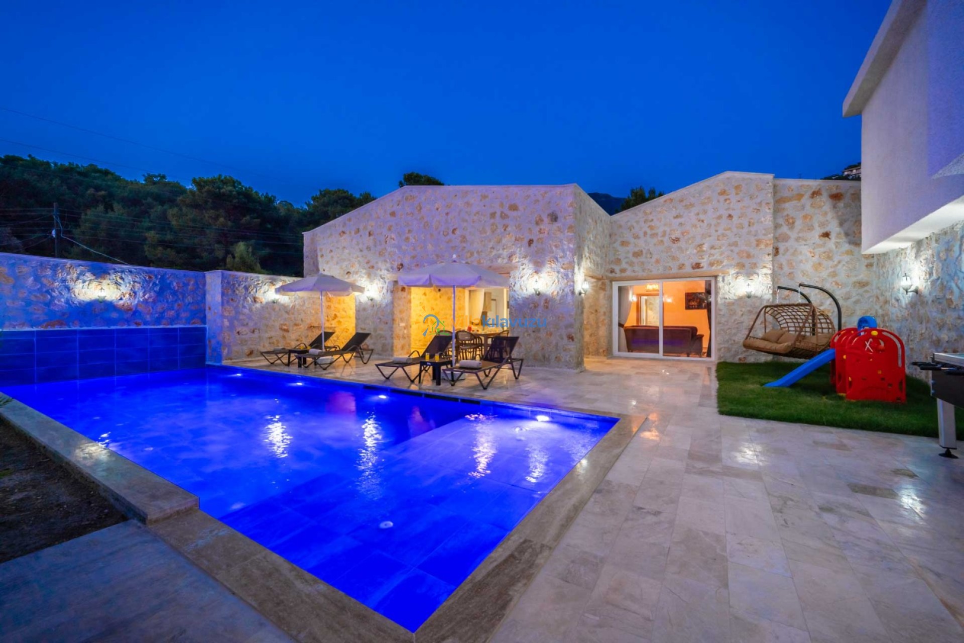 villakilavuzu-kiralik-villa-zeyno-6-41_157.jpg