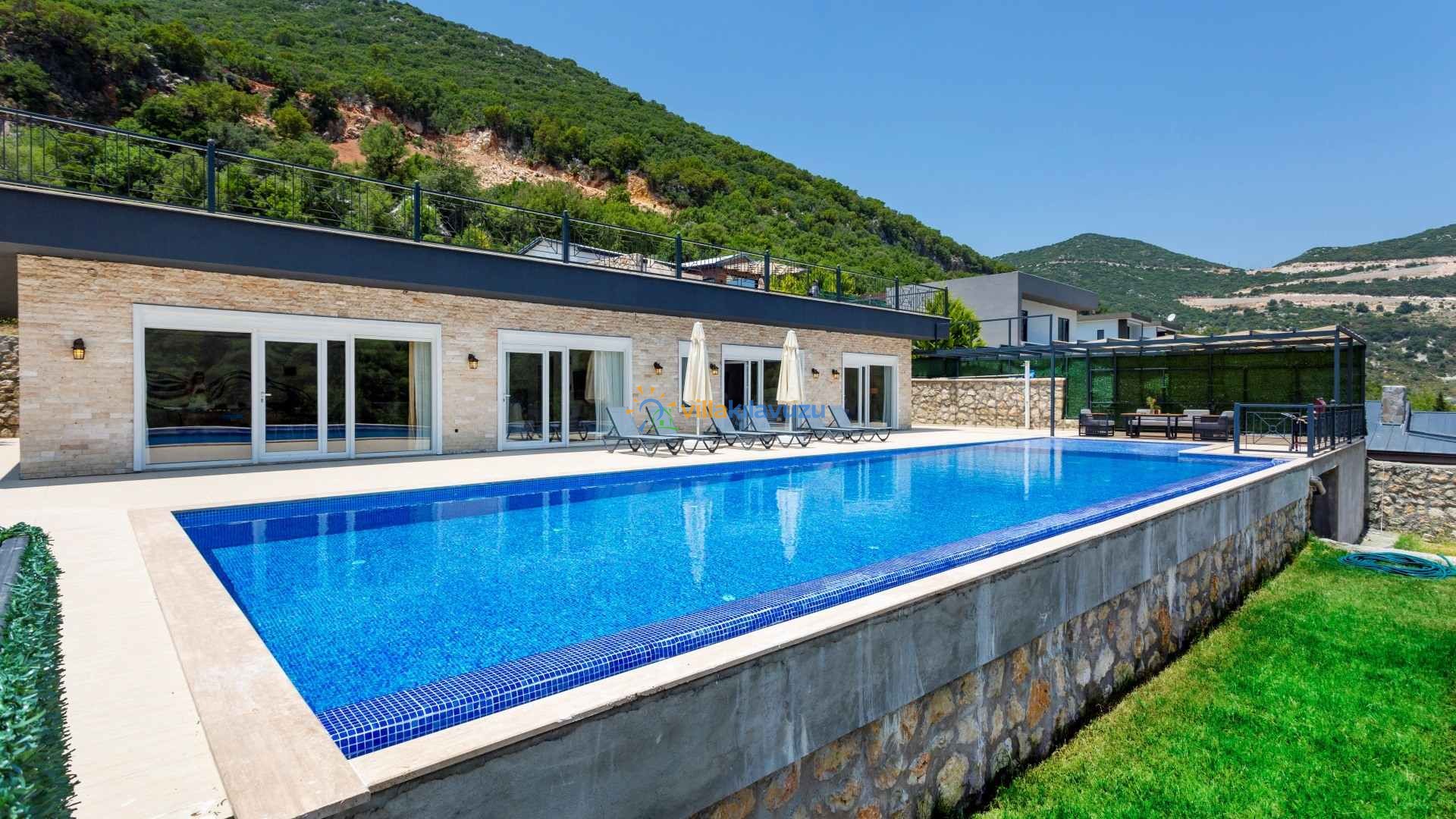 Villa Health