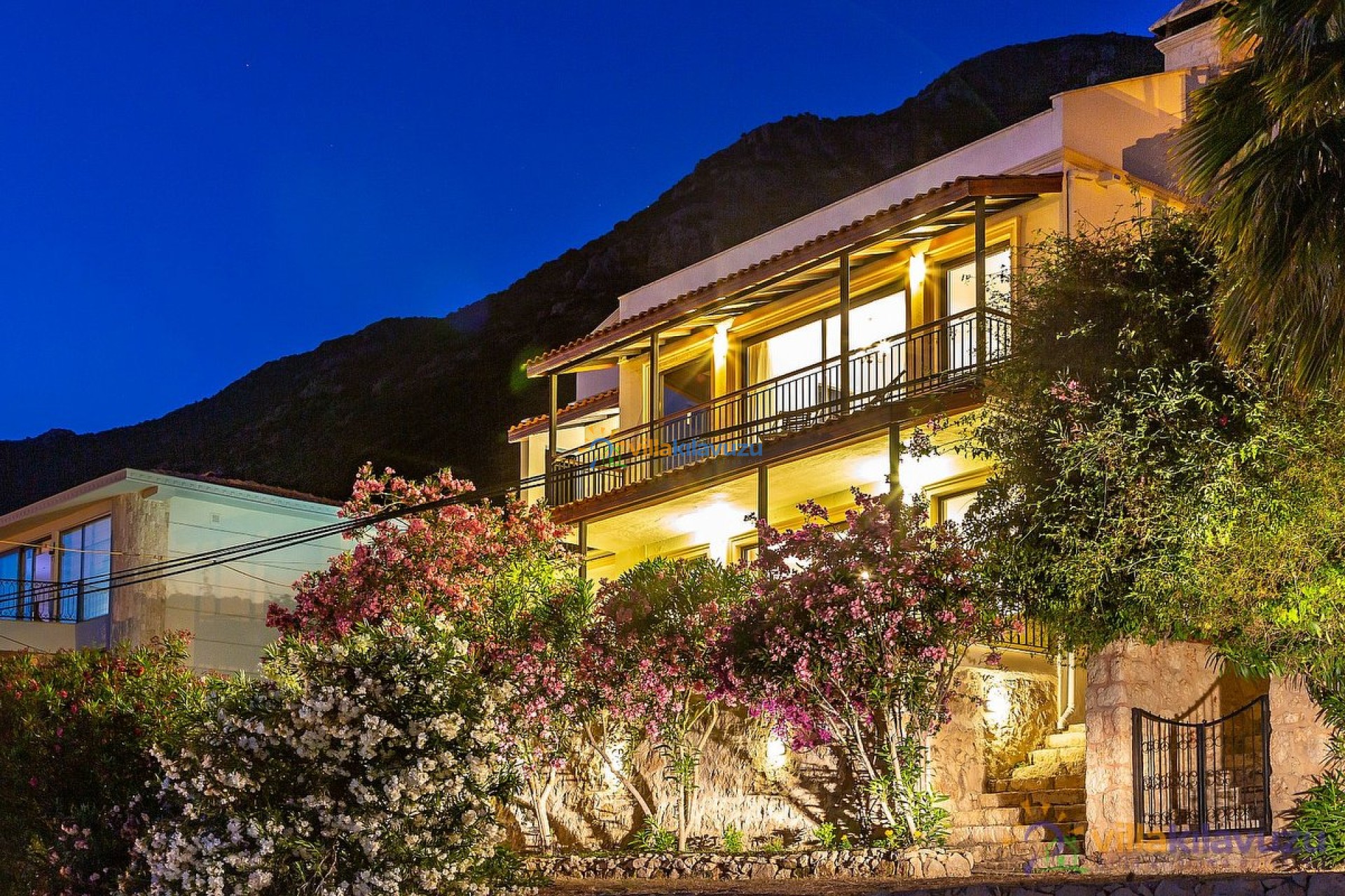 Villa Peak House