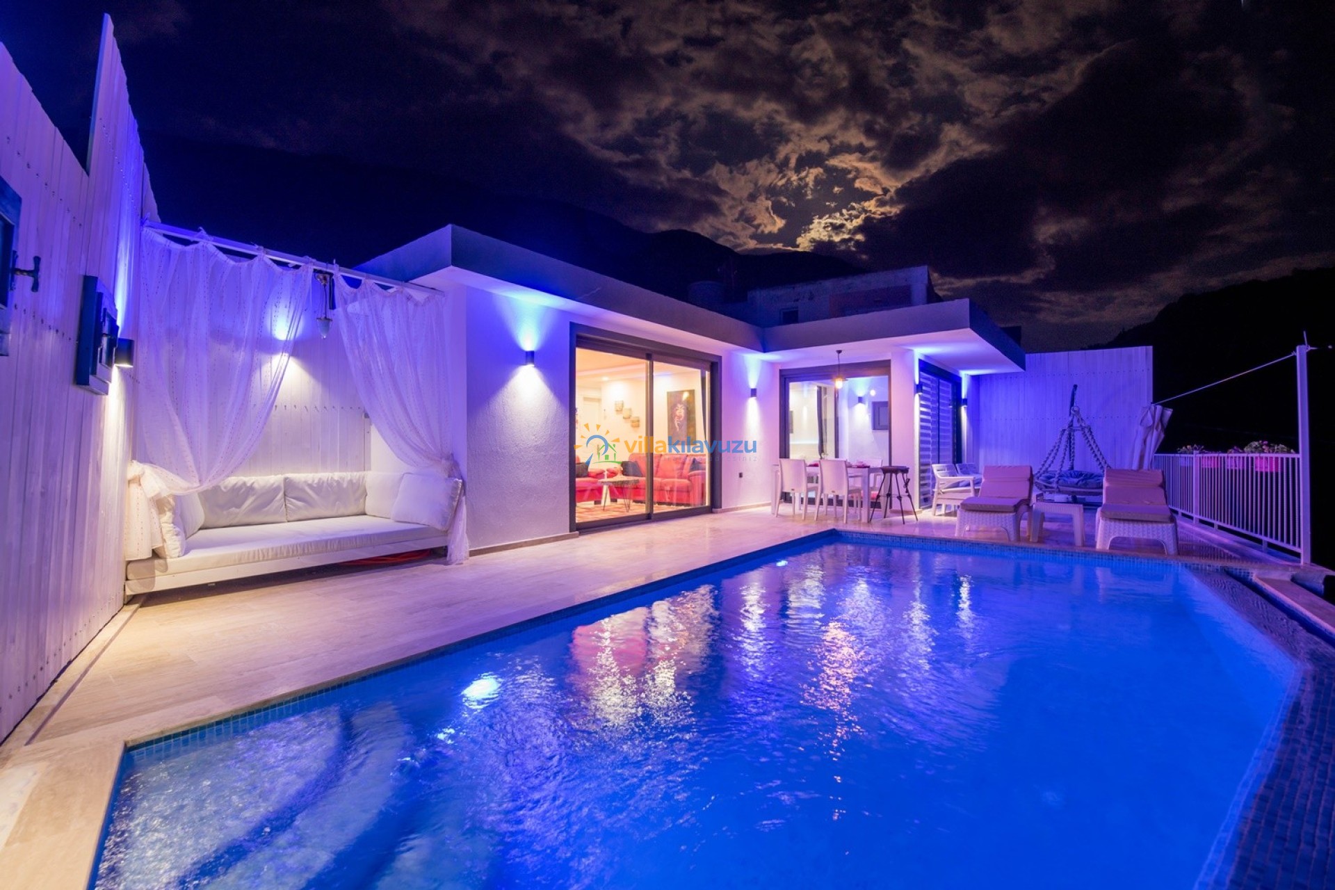 Villa Ladybug