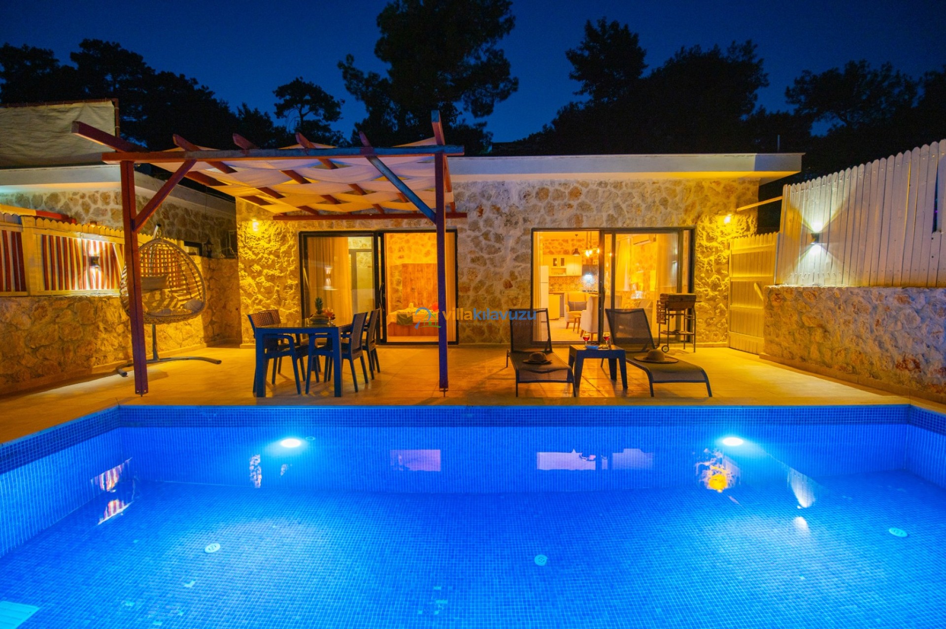 Villa Stone House 2