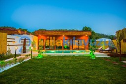 Balayı İçin Muhafazakar Villa Tatili