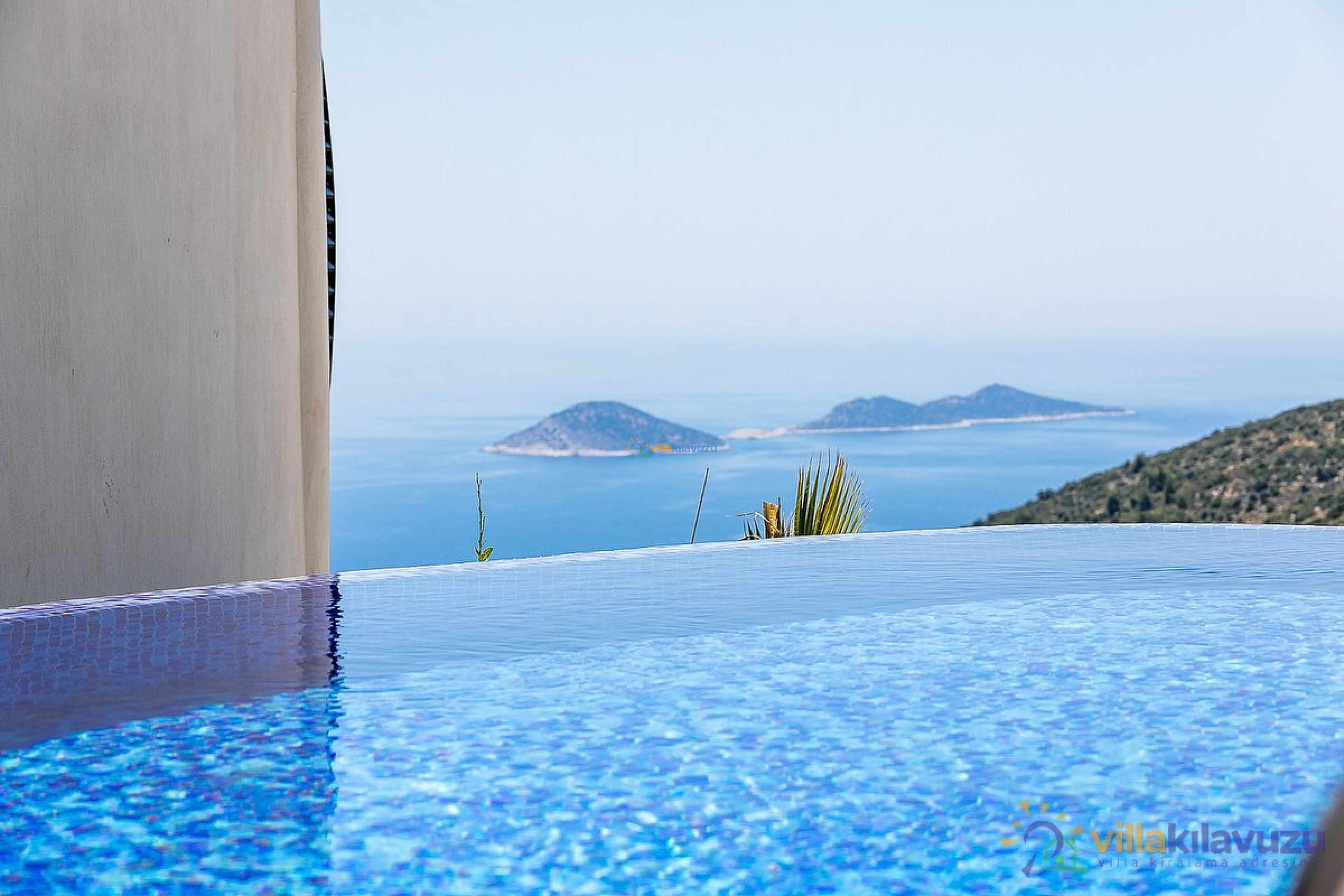 kalkan-muhafazakar-deniz-manzarali-villa-excellence-(65)_527.jpg