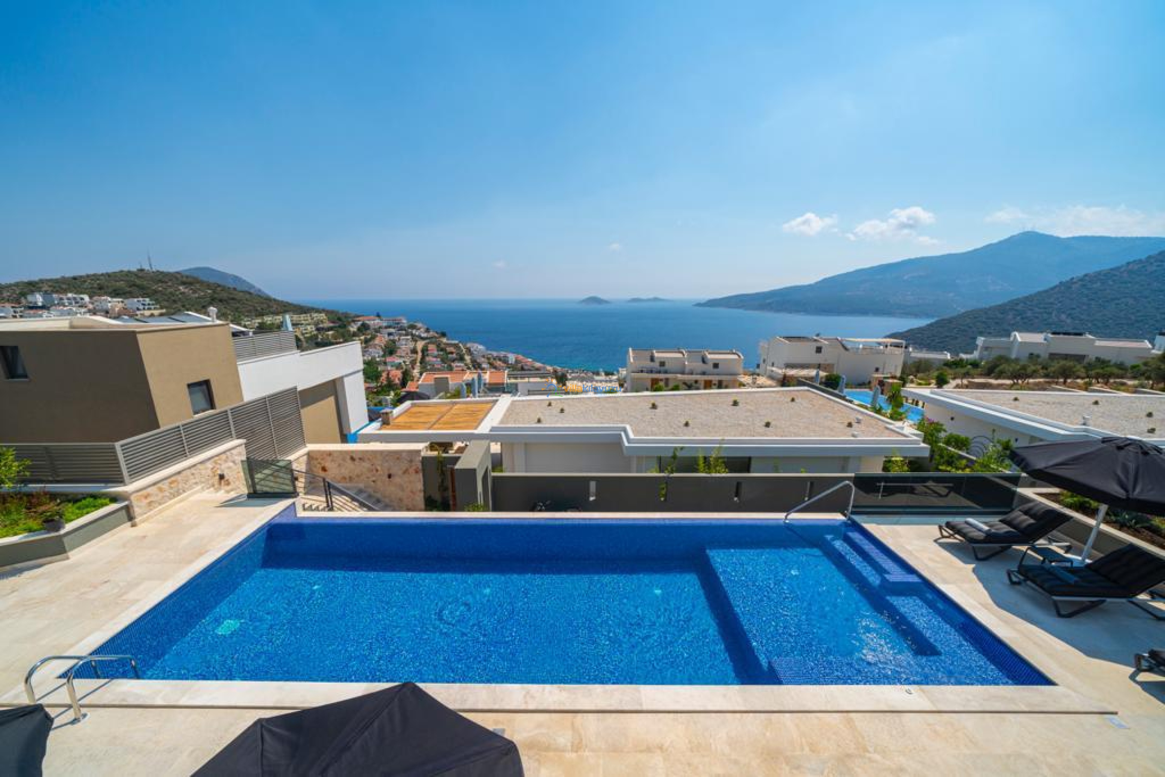 villa-recep-luks-kalkan-deniz-manzarali-kiralik-villa-23_600_360.jpeg