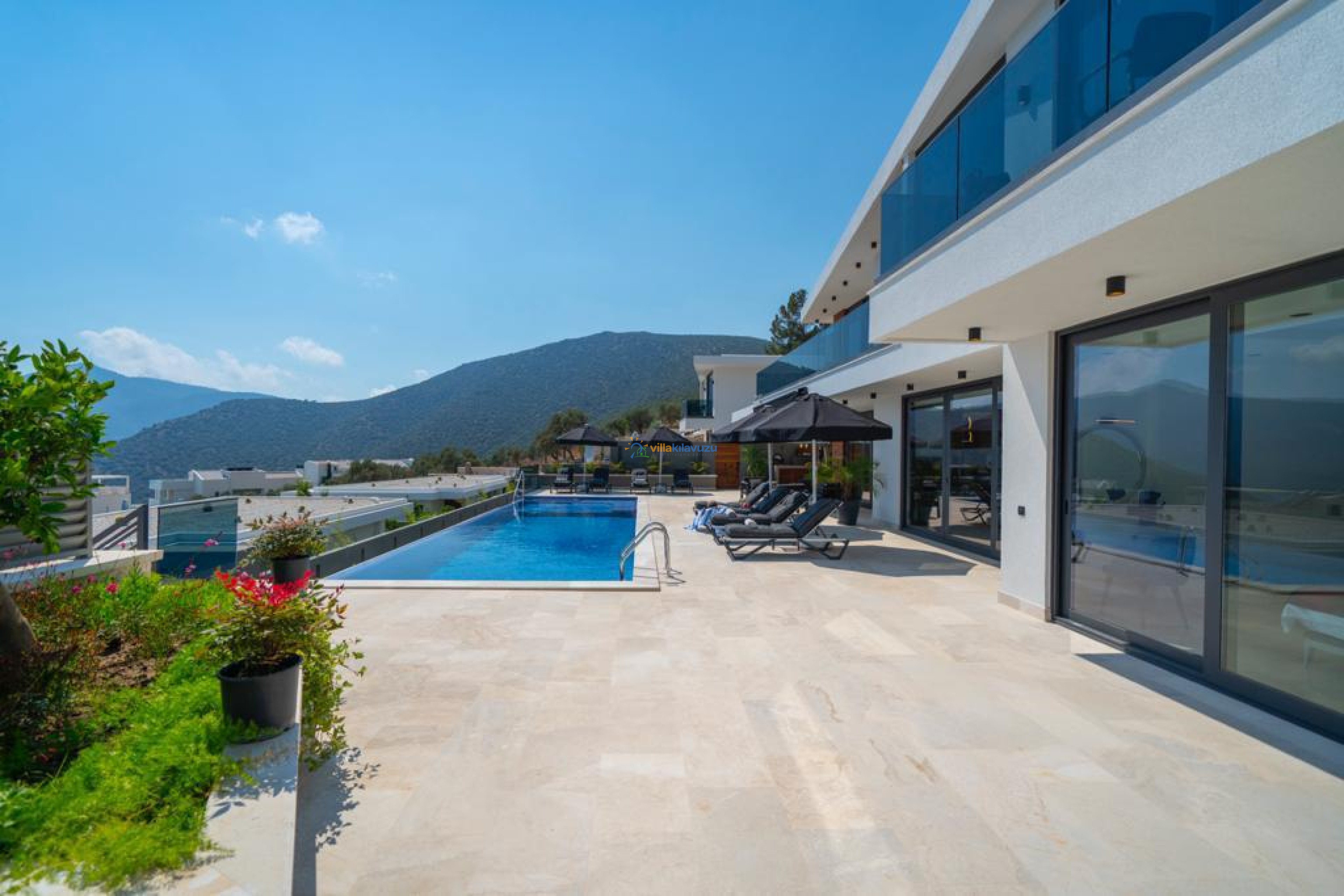 villa-recep-luks-kalkan-deniz-manzarali-kiralik-villa-26_799_595.jpeg