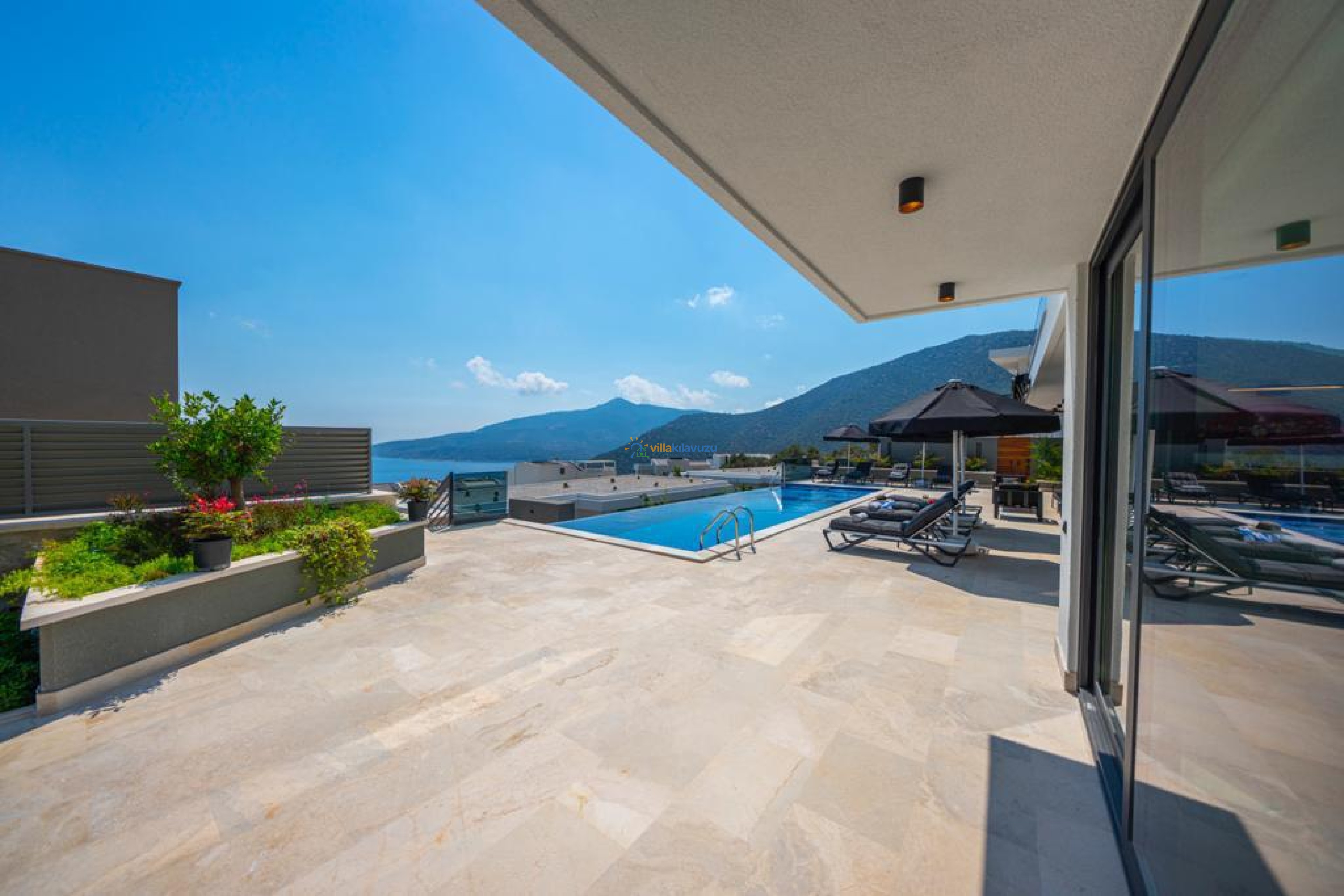 villa-recep-luks-kalkan-deniz-manzarali-kiralik-villa-32_488_438.jpeg