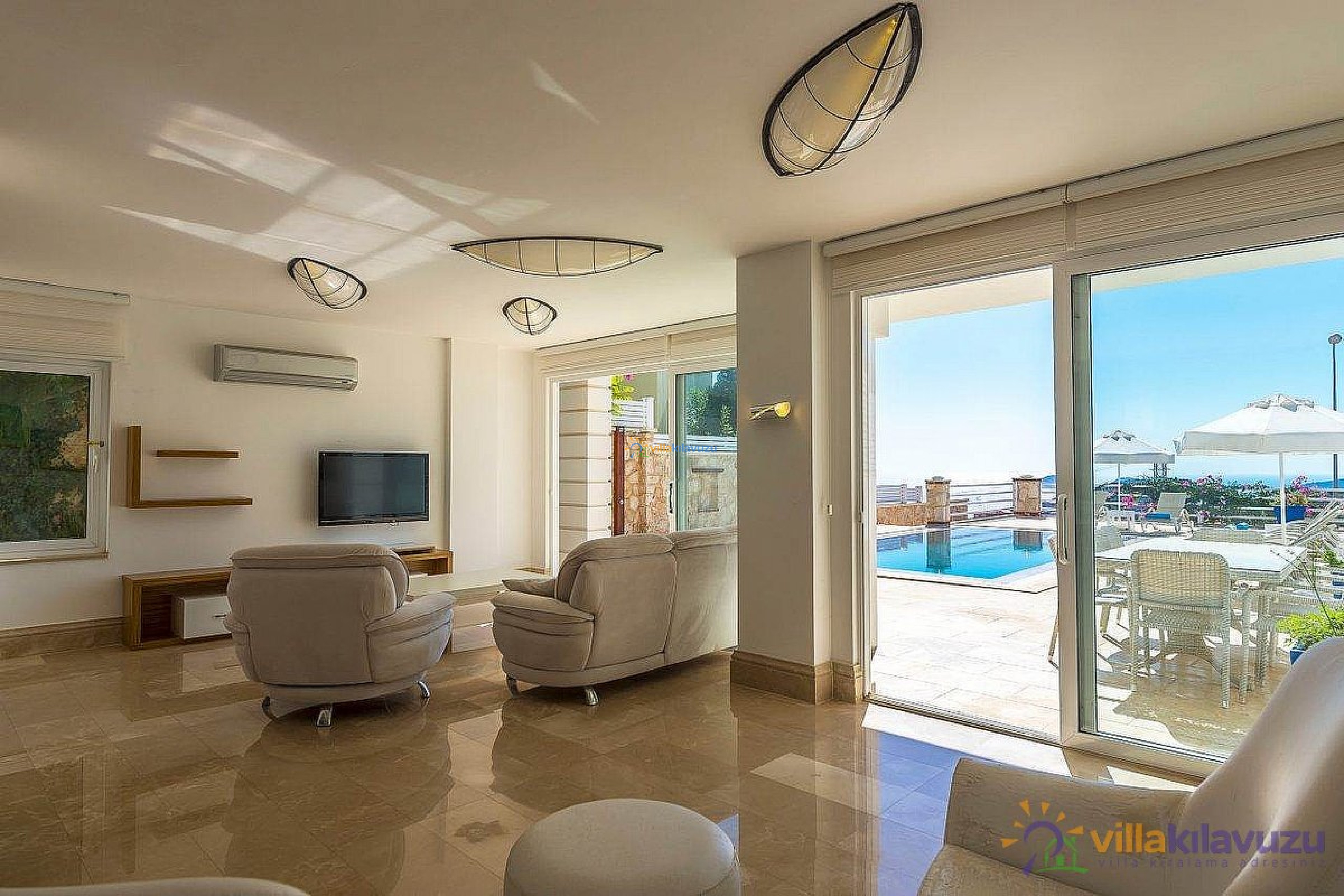 villakilavuzu-deniz-manzarali-kiralik-villa-kiziltas-1-(25)_945.jpg
