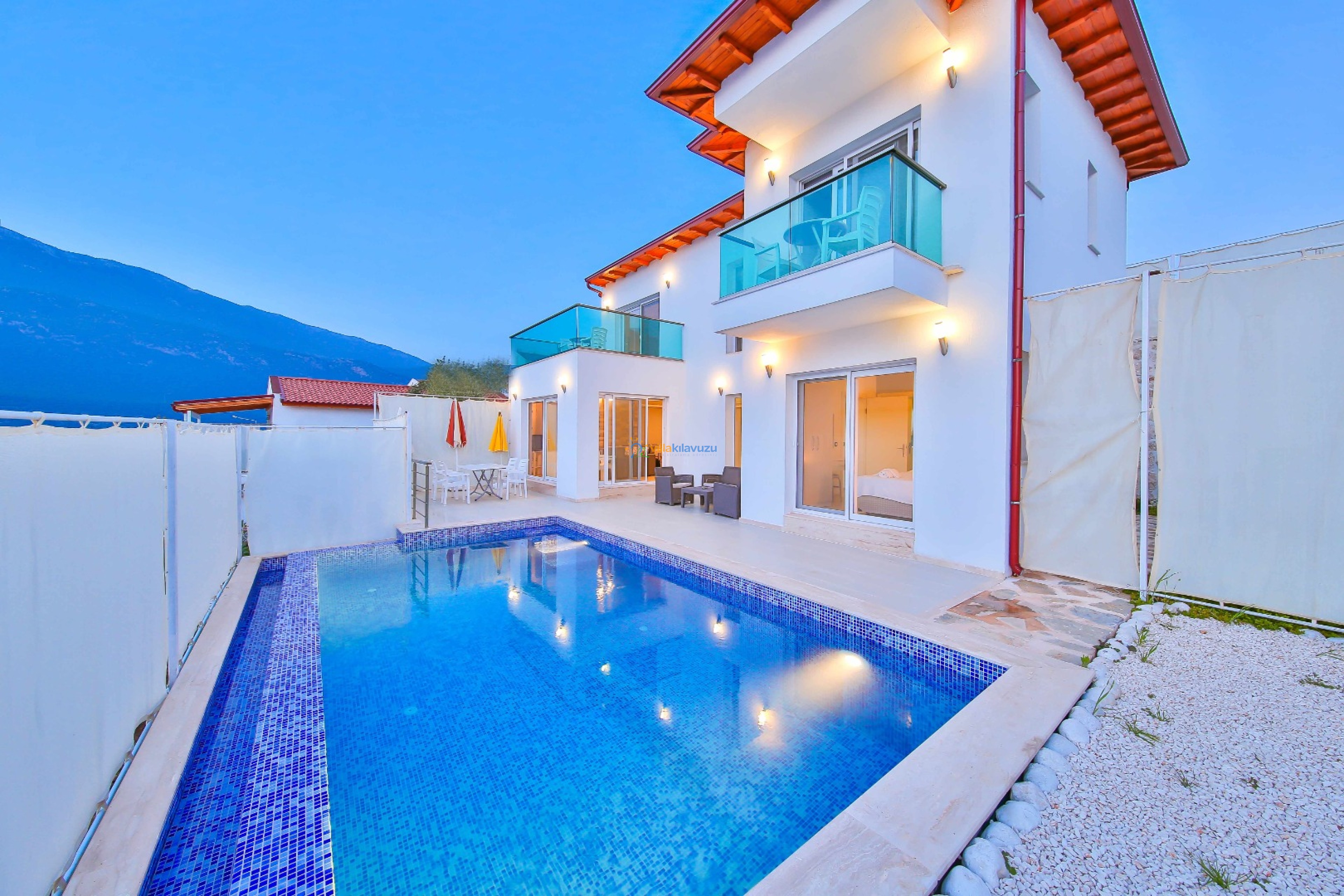 villakilavuzu-kiralik-villa-james-4-37_502.jpg