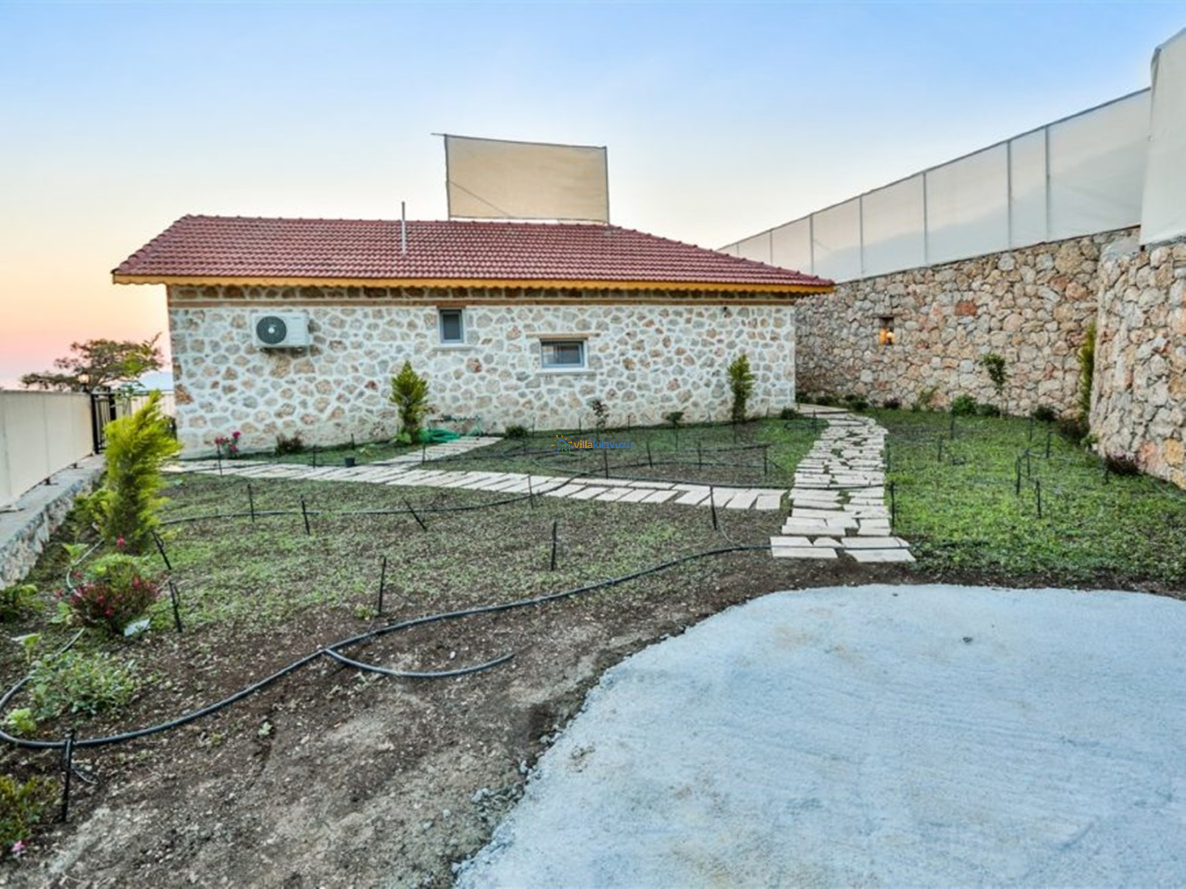 villakilavuzu-kiralik-yazlik-villa-hilal-2-1-15_359.jpg