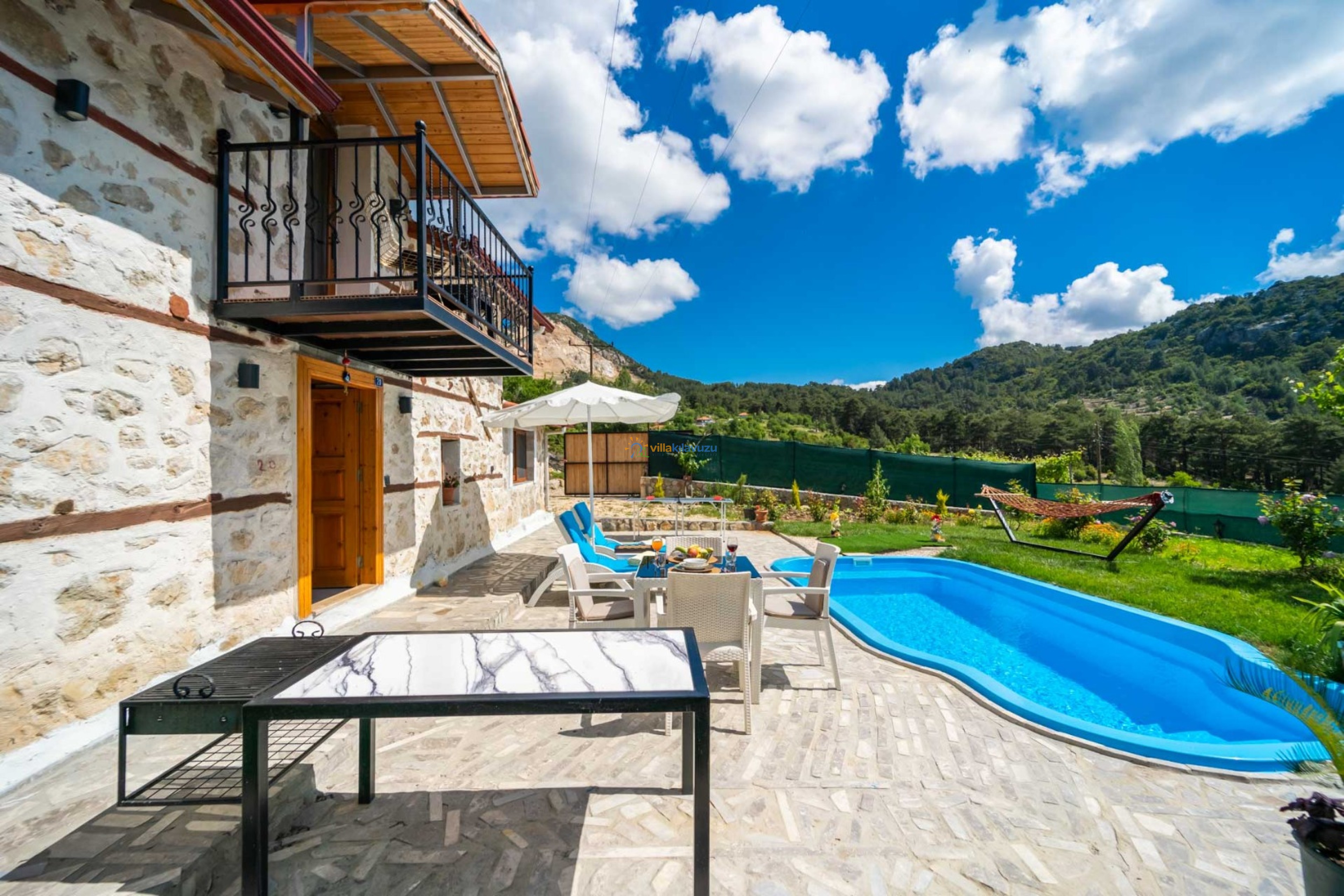 villakilavuzu-villa-mountain-house-57_111.jpg