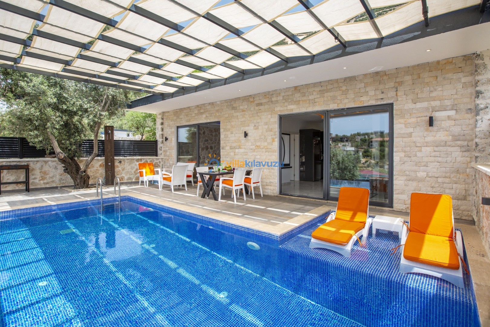 Villa Panama;Jakuzili Balayı Villası